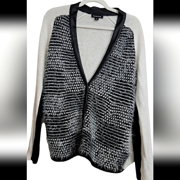 TROUVE White and black rabbit fur cardigan jacket. Faux leather trim. Size M - Picture 2 of 12